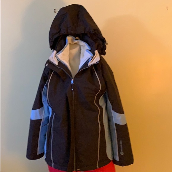 Radiance Free Country ski jacket Ready To Hit The Sloaps! - Picture 6 of 14